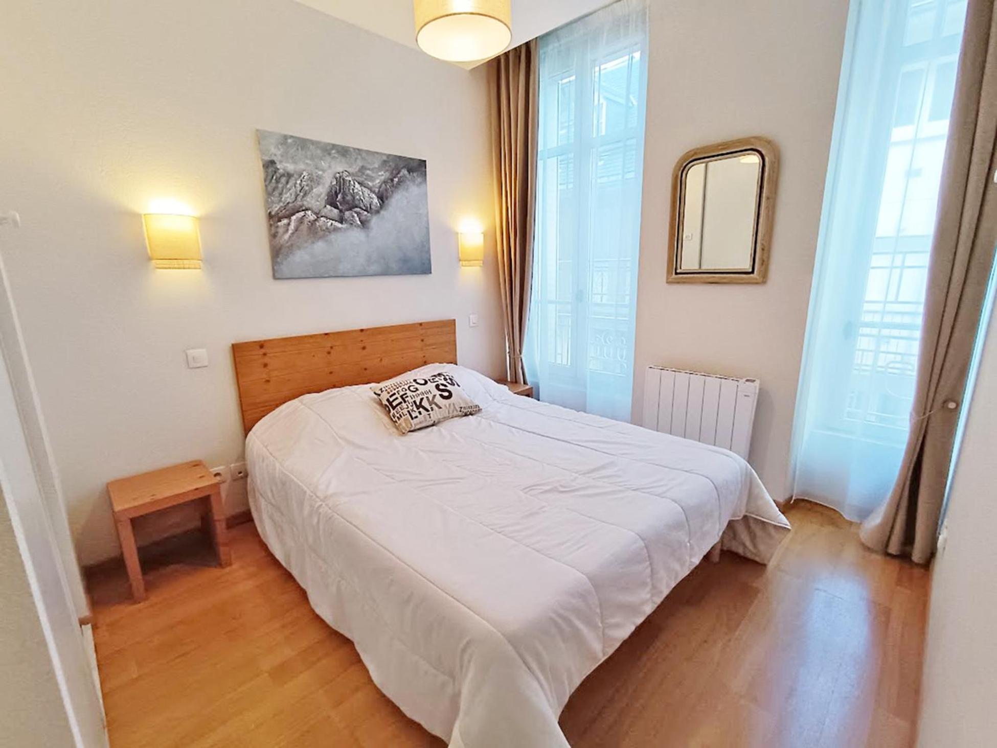 L'Eterlou, T3, Centre Luchon, Wifi, Casier A Skis, Ascenseur, 6 Personnes Bagneres-de-Luchon Exterior foto